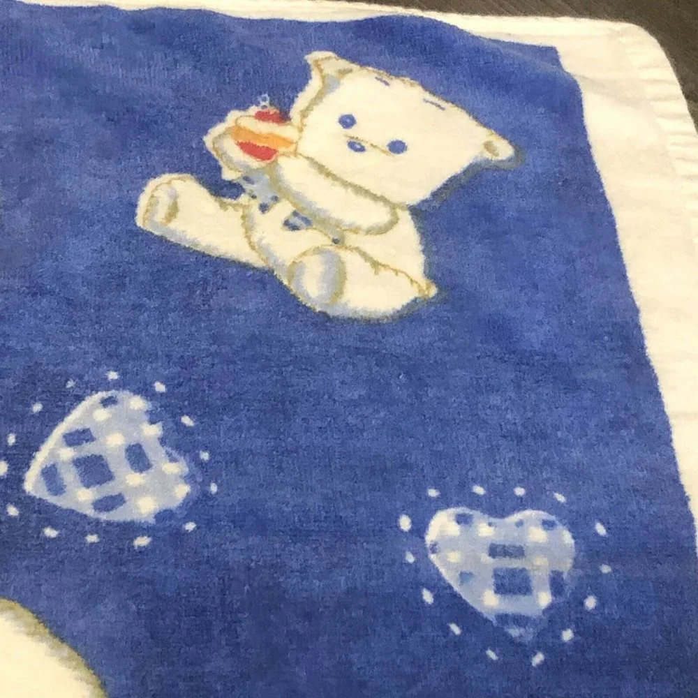 Vintage Japanese Haosheng Teddy Bear Eating Dessert Blue And White Kid’s Towel